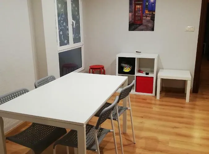 Quintanilla Apartment *